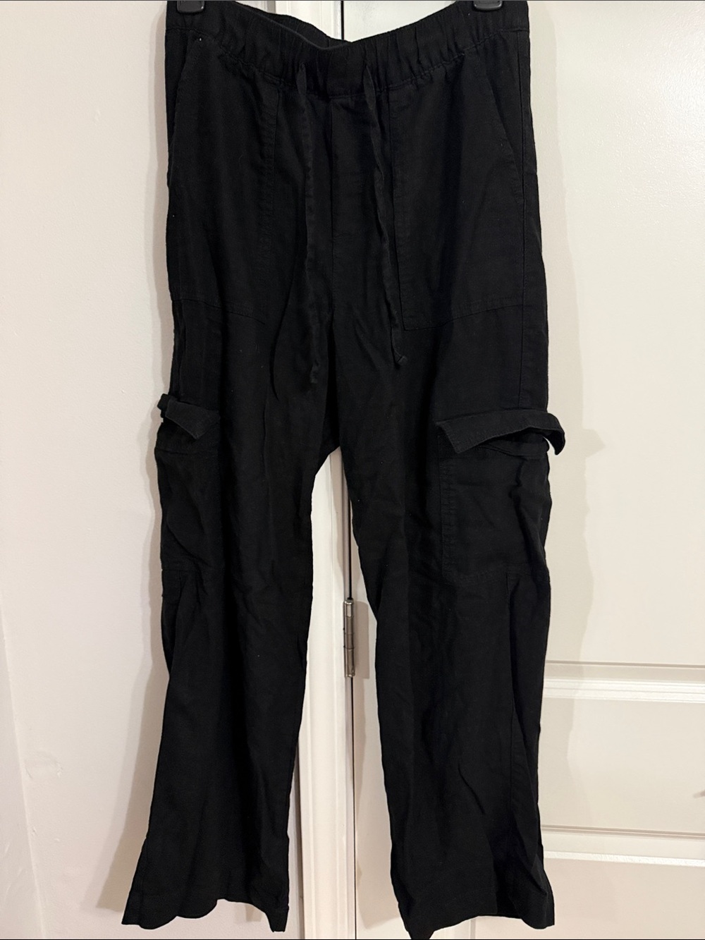 Black Women’s Linen Cargo Pants